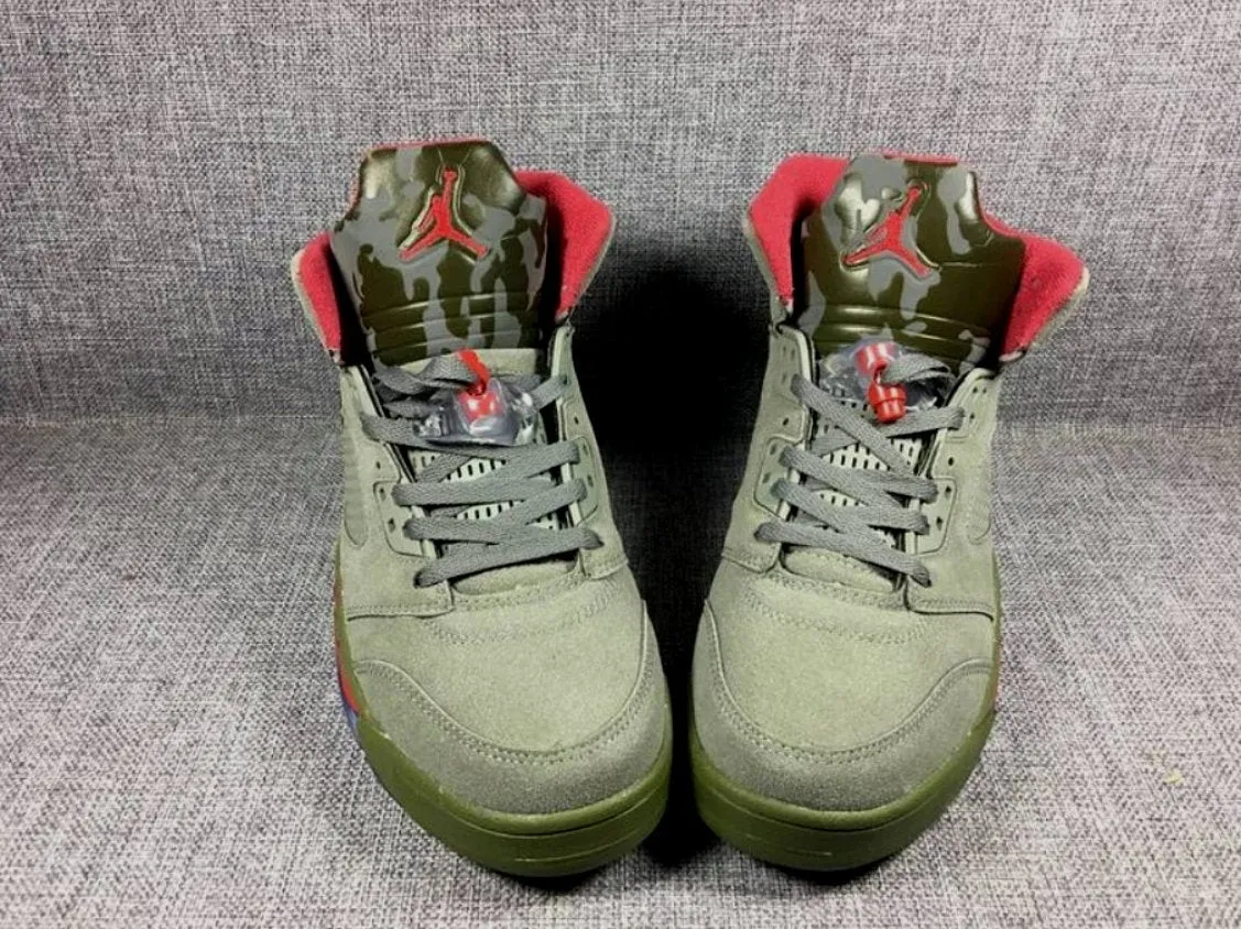 Baskets Air Jordan 5  Dark Stucco Camo 