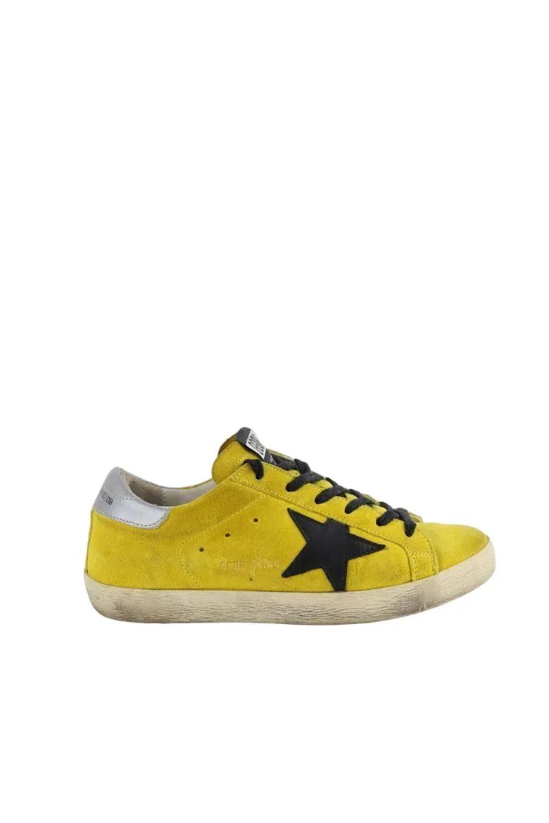 Baskets Superstar en daim  Golden Goose Superstar jaune. Matière principale daim. Taille 36.