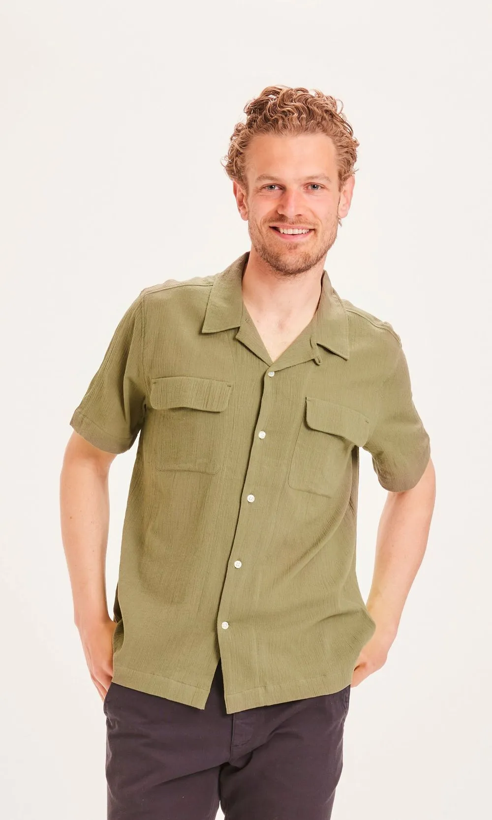 Chemise manche courte vert-olive en coton bio - wave crinkled shirt burned olive 1068 burned olive homme