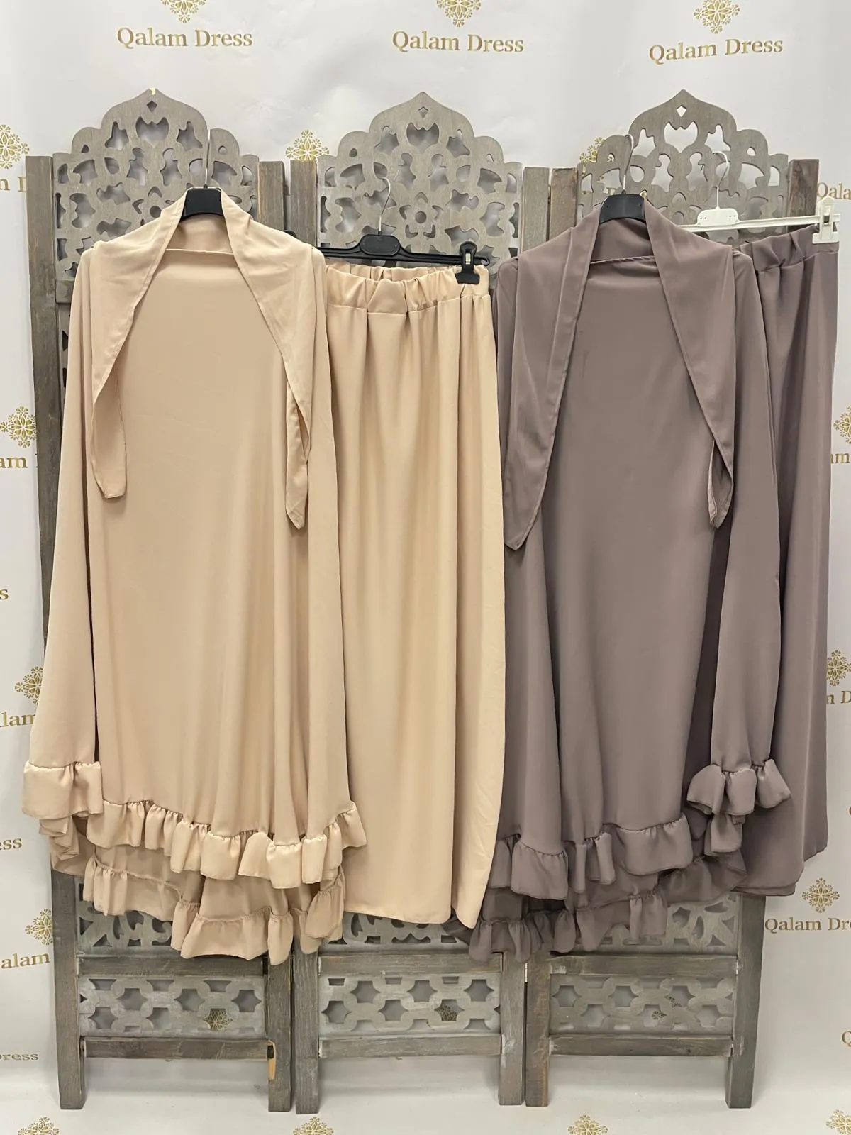 Ensemble de prière khimar + jupe volant soie de médine