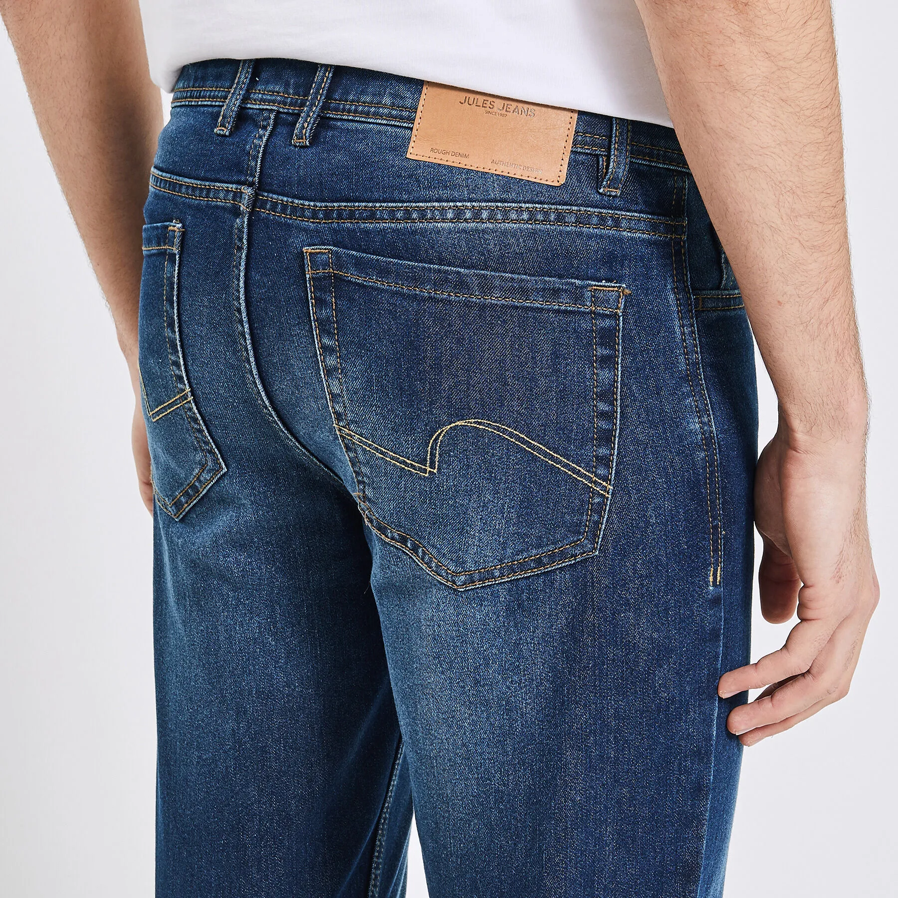 Jean straight en coton et polyester recyclés Bleu | Jules