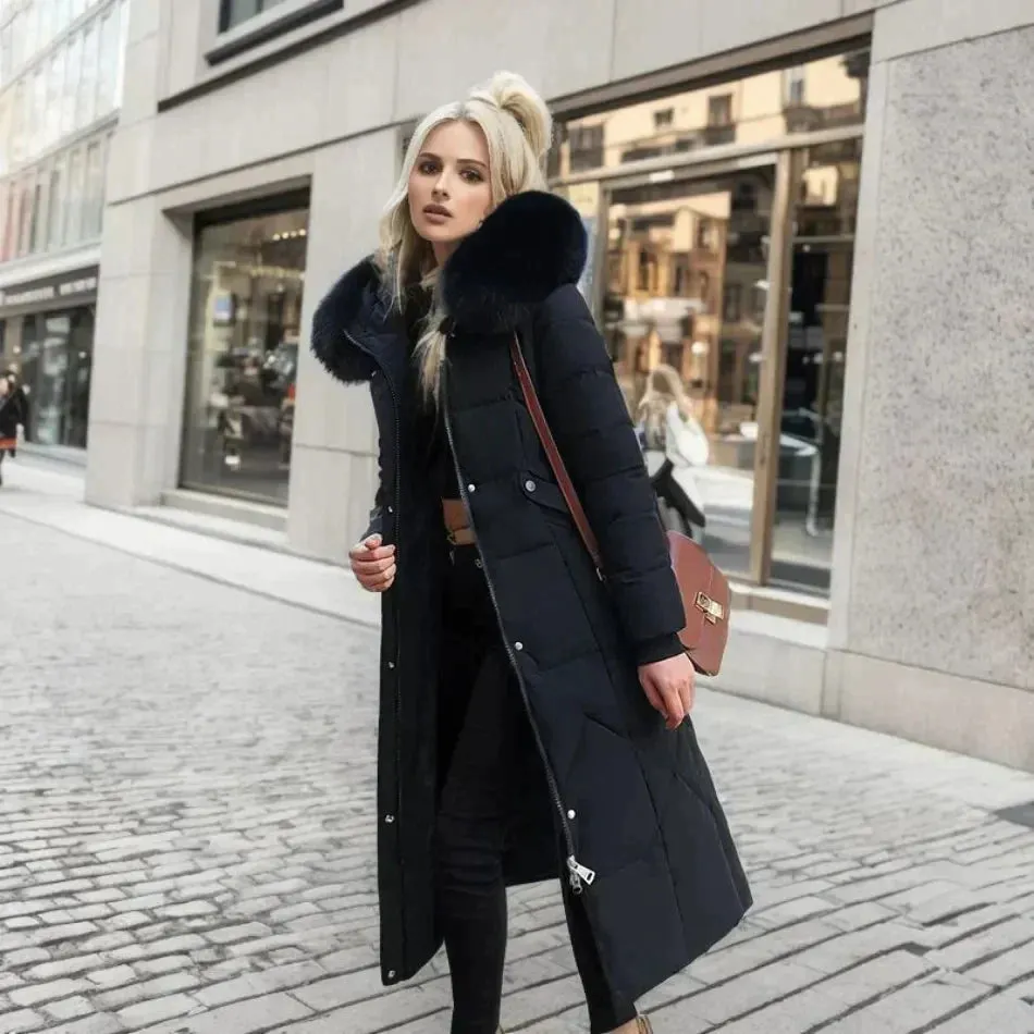 Manteau mode pour femme avec garniture en fourrure synthétique