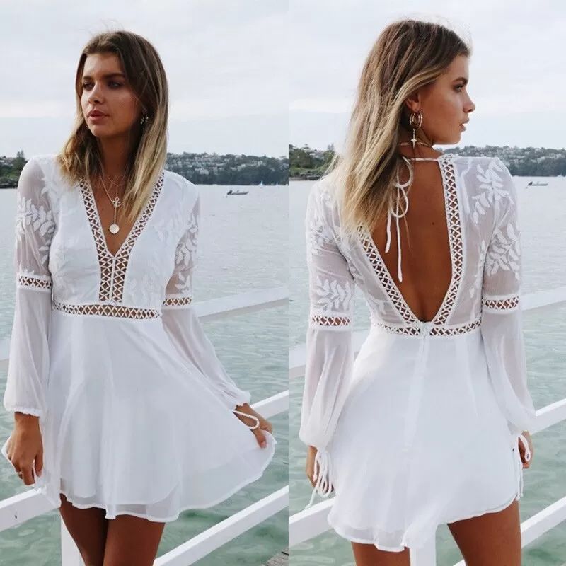 Mini robe en dentelle et dos nu pour femmes