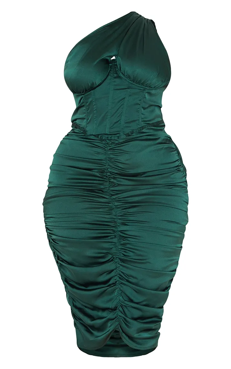 Plus Robe mi-longue satinée froncée vert émeraude à épaule unique détail corset