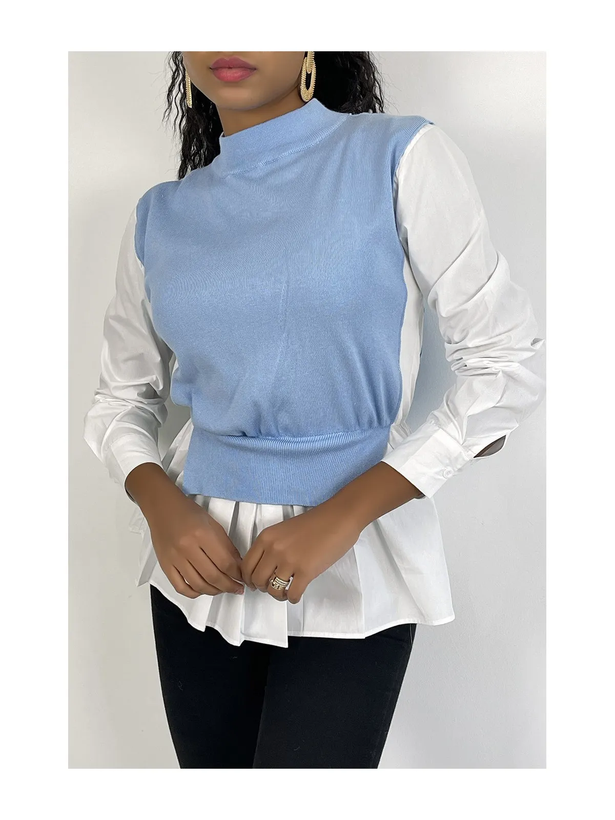 Pull bleu bi-matière chemise à coupe asymétrique