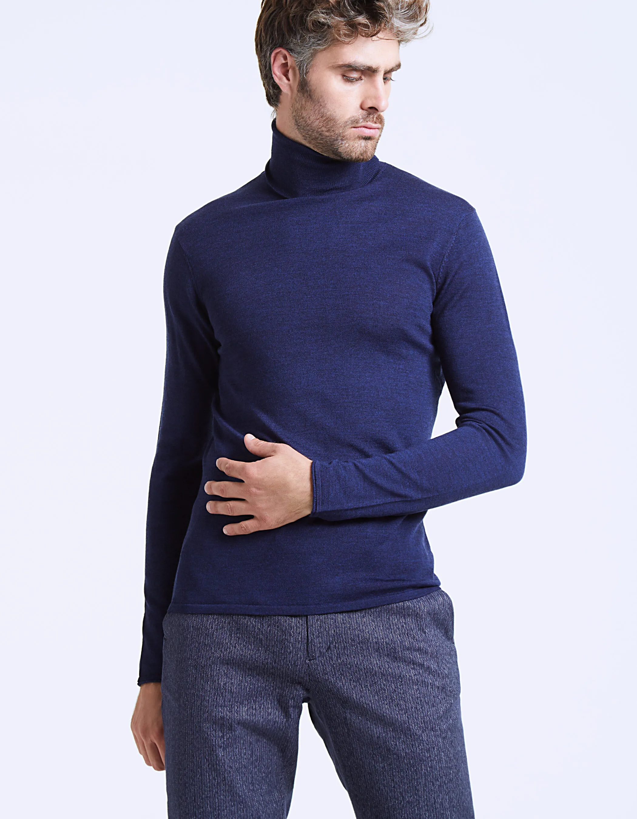 Pull laine marine à col roulé Homme