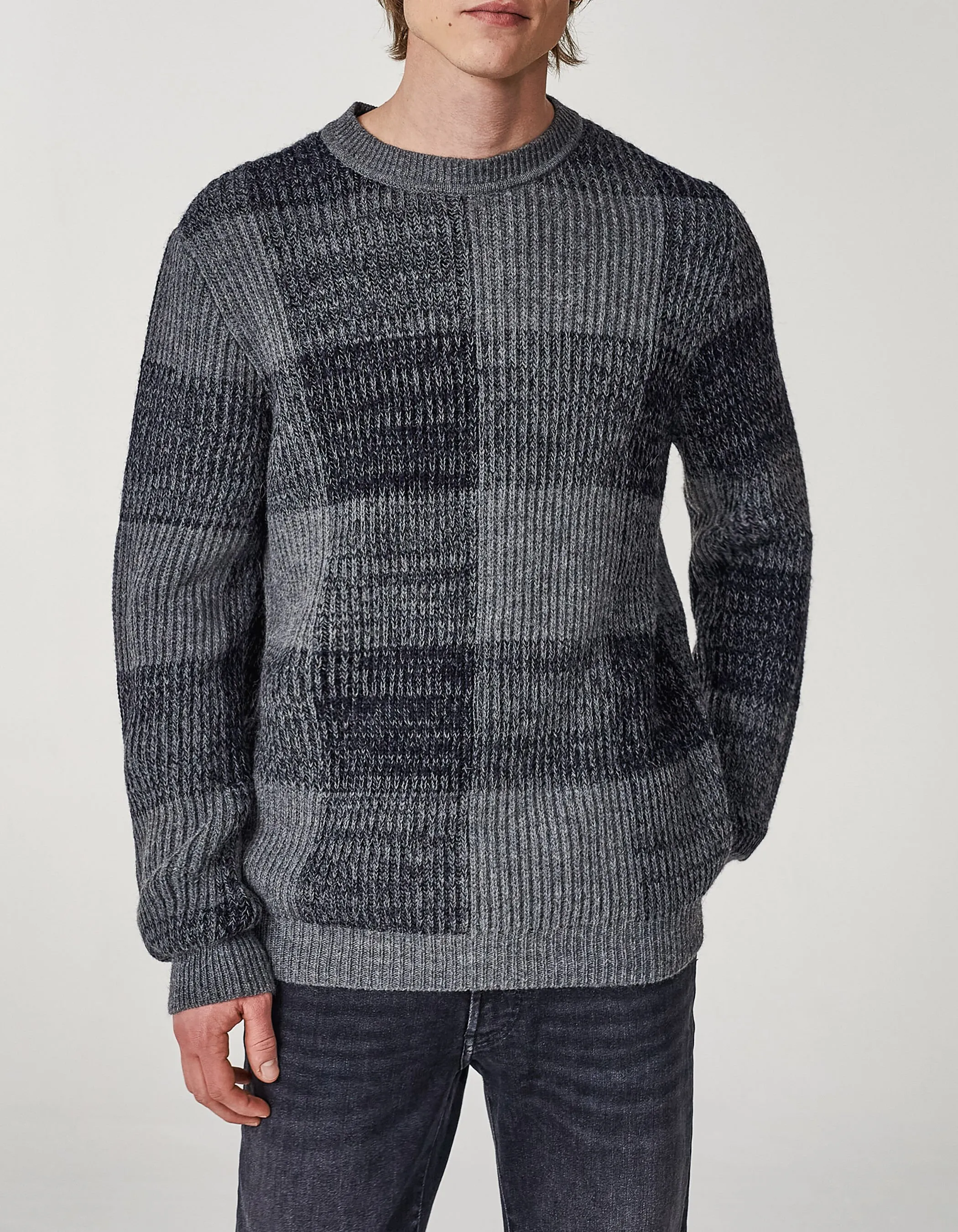 Pull marine tricot à motif carreaux Homme