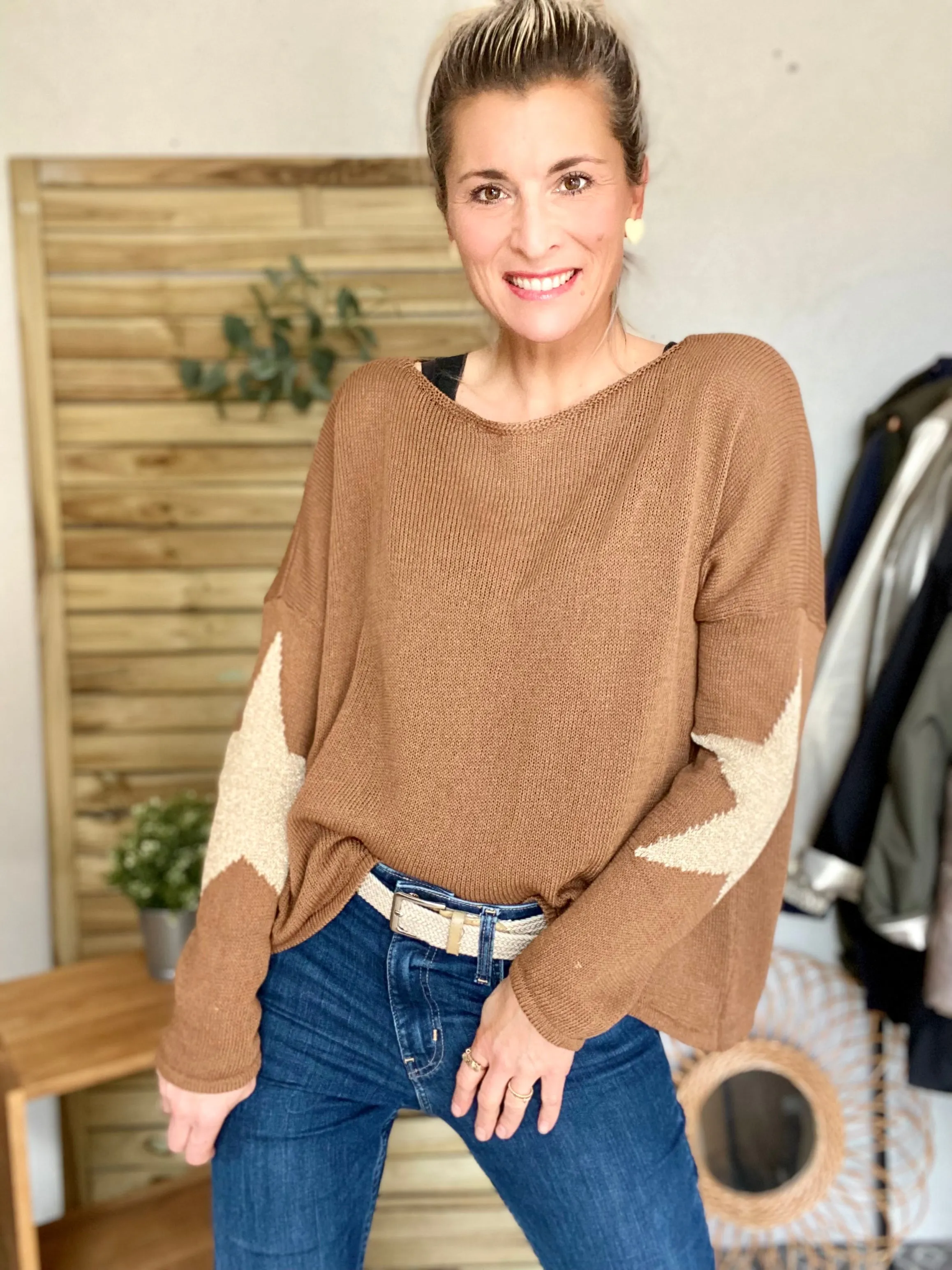 Pull Oversize étoiles dorées ALBA - Camel