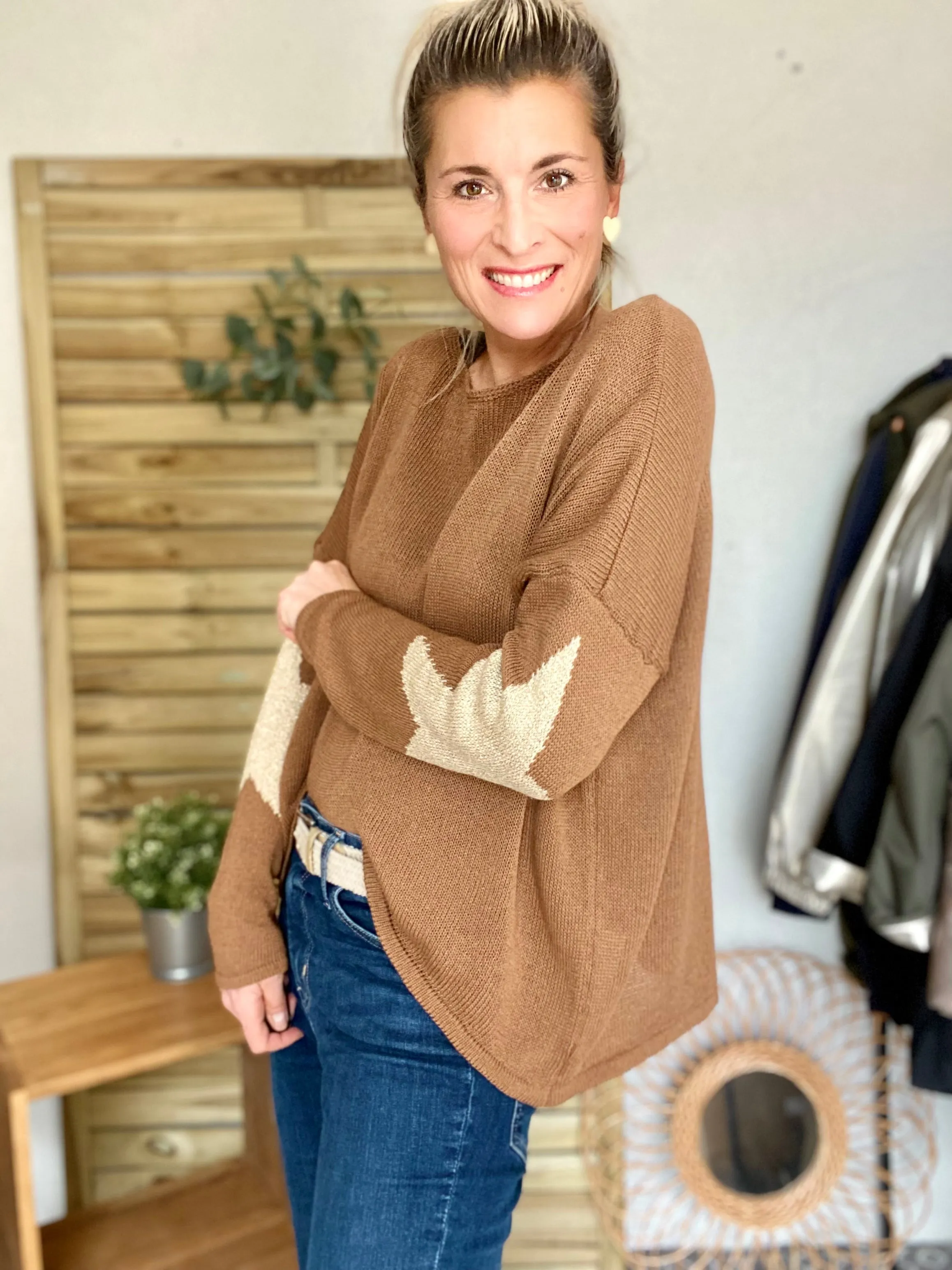 Pull Oversize étoiles dorées ALBA - Camel