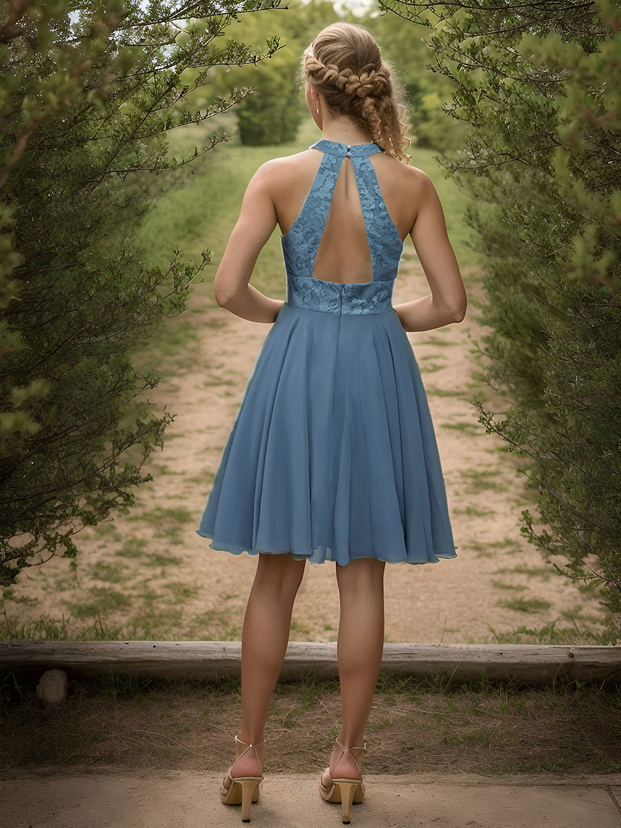 Robe courte en mousseline à encolure Licou dos nu en dentelle