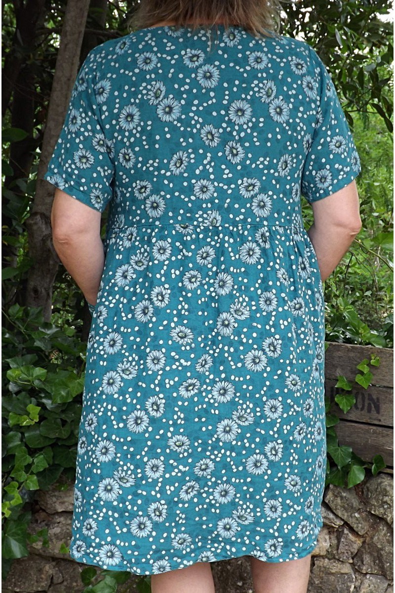 Robe d'été en lin imprimé fleurs.