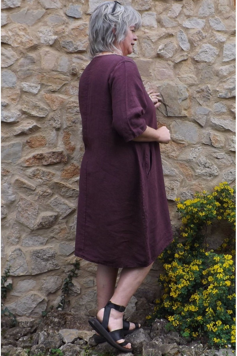 Robe en lin grande taille de couleur prune