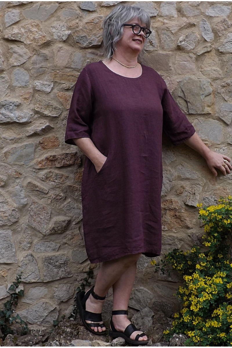 Robe en lin grande taille de couleur prune