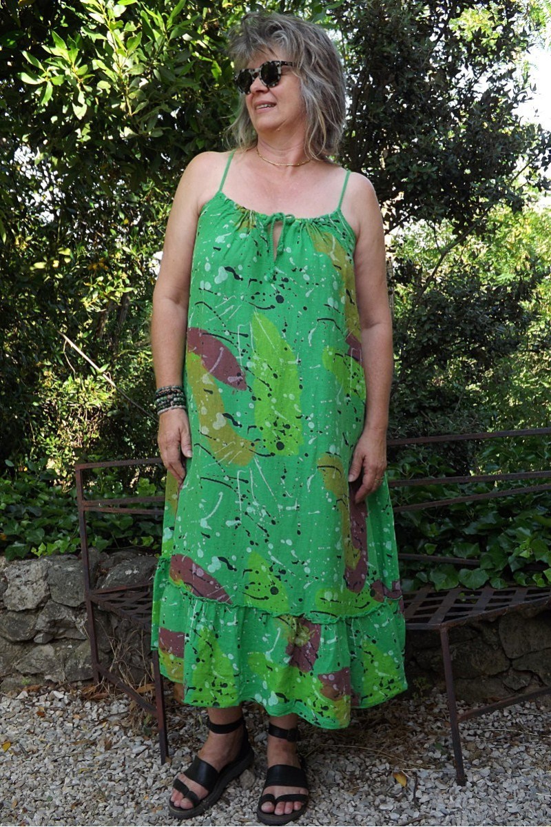 Robe longue lin à fines bretelles vert pop