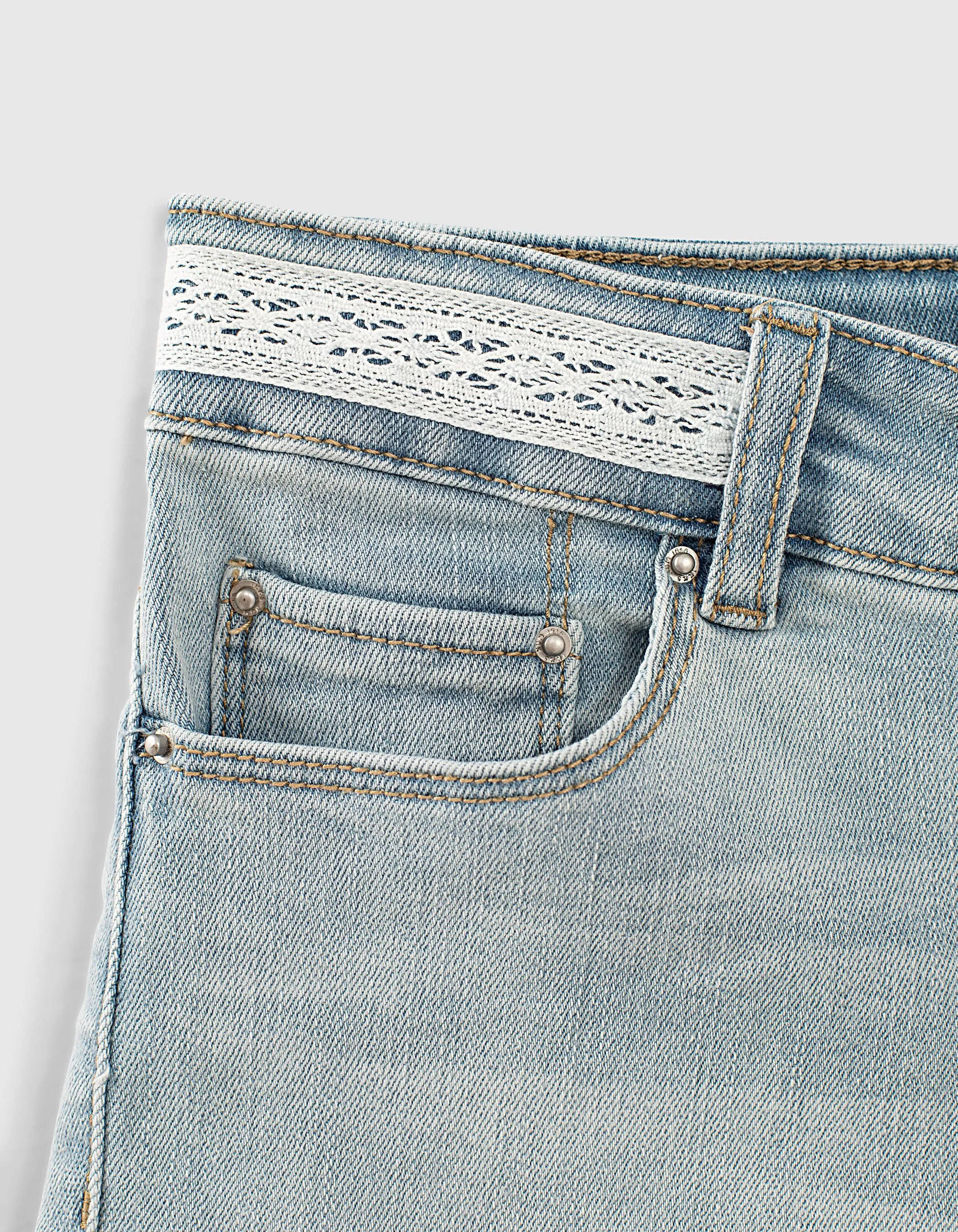 Short en jean bleach blue bio détail dentelle fille 